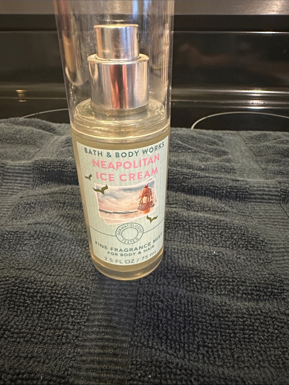 Bath & Body Works Neapolitan Ice Cream Fine Fragrance Mist - Pink & Cream Label
